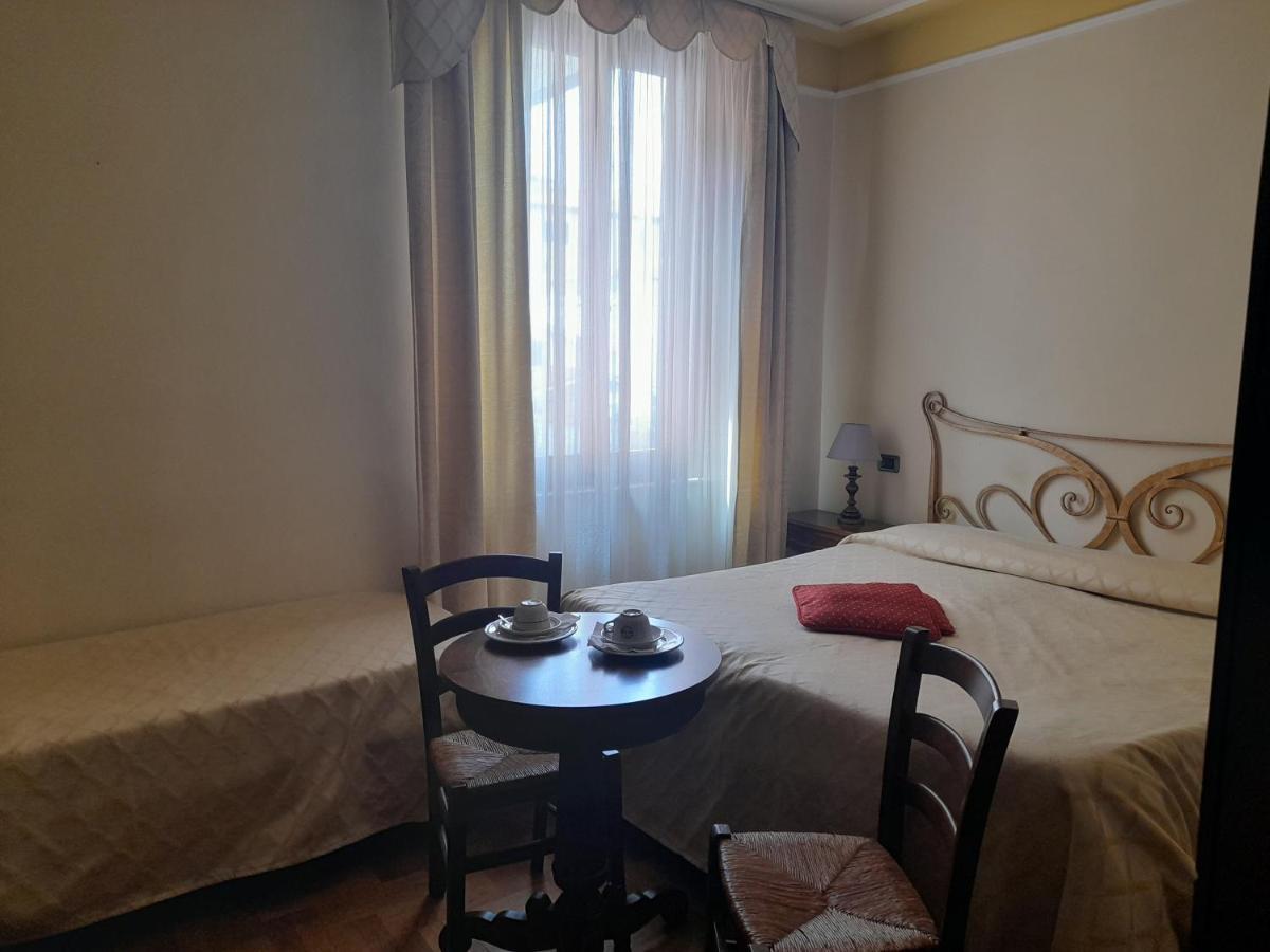Petit Chateau Montecatini Terme Exterior photo